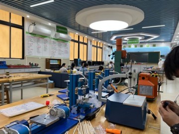 Universal Metal Milling Machines in Education: Advantages, Applications, and Tips for Improving Precision