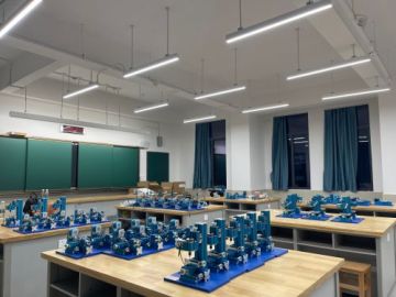  Setting Cutting Parameters for a Metal Woodturning Machine (Non-CNC): A Teaching Guide