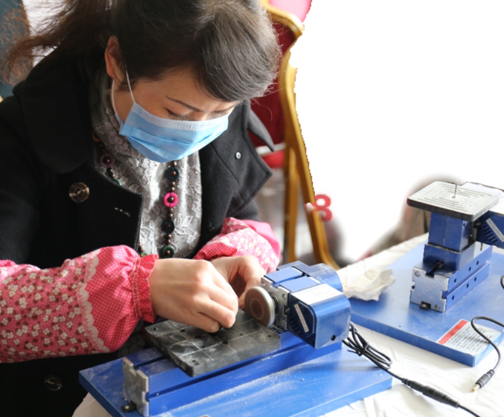 How to Make Money with an Old Metal Lathe?