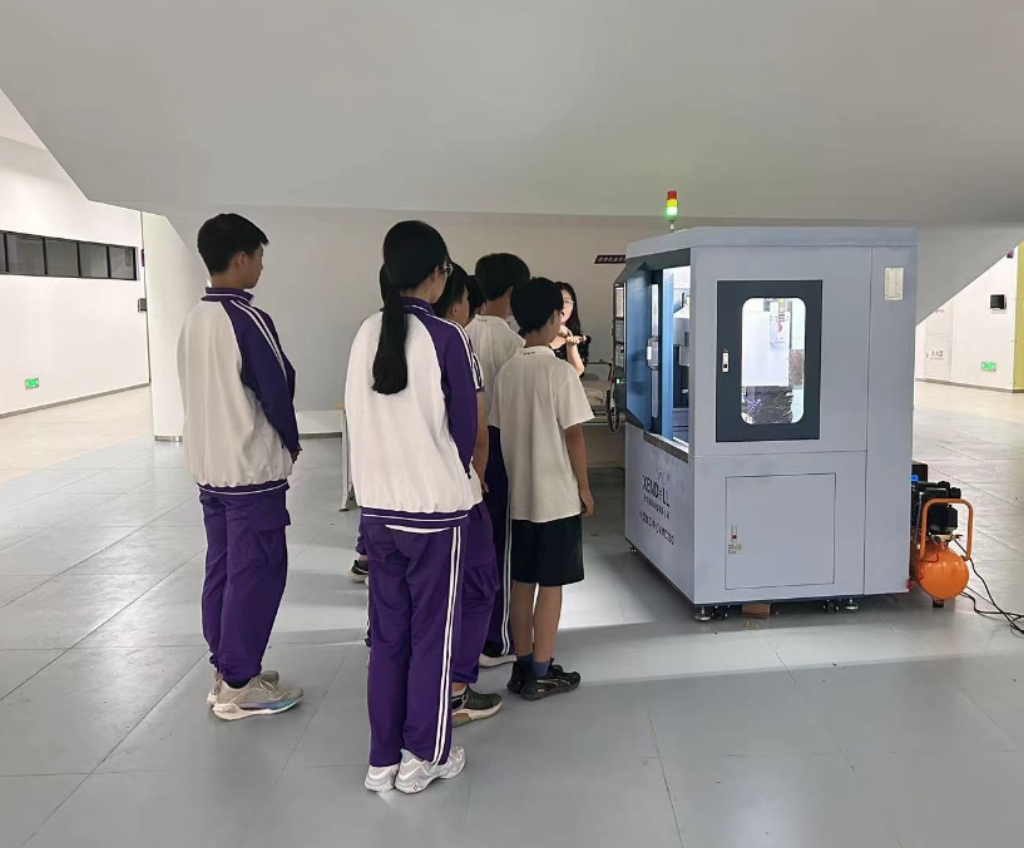 The Essential Workhorse: What Jobs Does a Lathe Machine Perform?