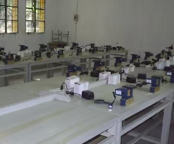 What Are the Differences Between a Wood and a Metal Lathe?