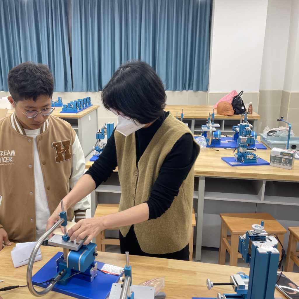 1761100796211375.jpg lathe (4).jpg